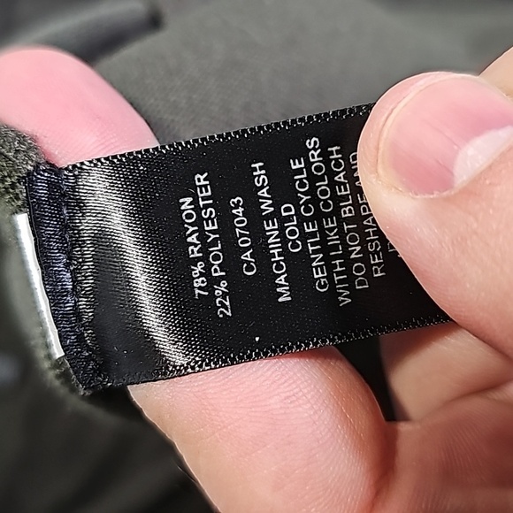 Cable & Guage medium olive green long sleeve shirt - Picture 6 of 6